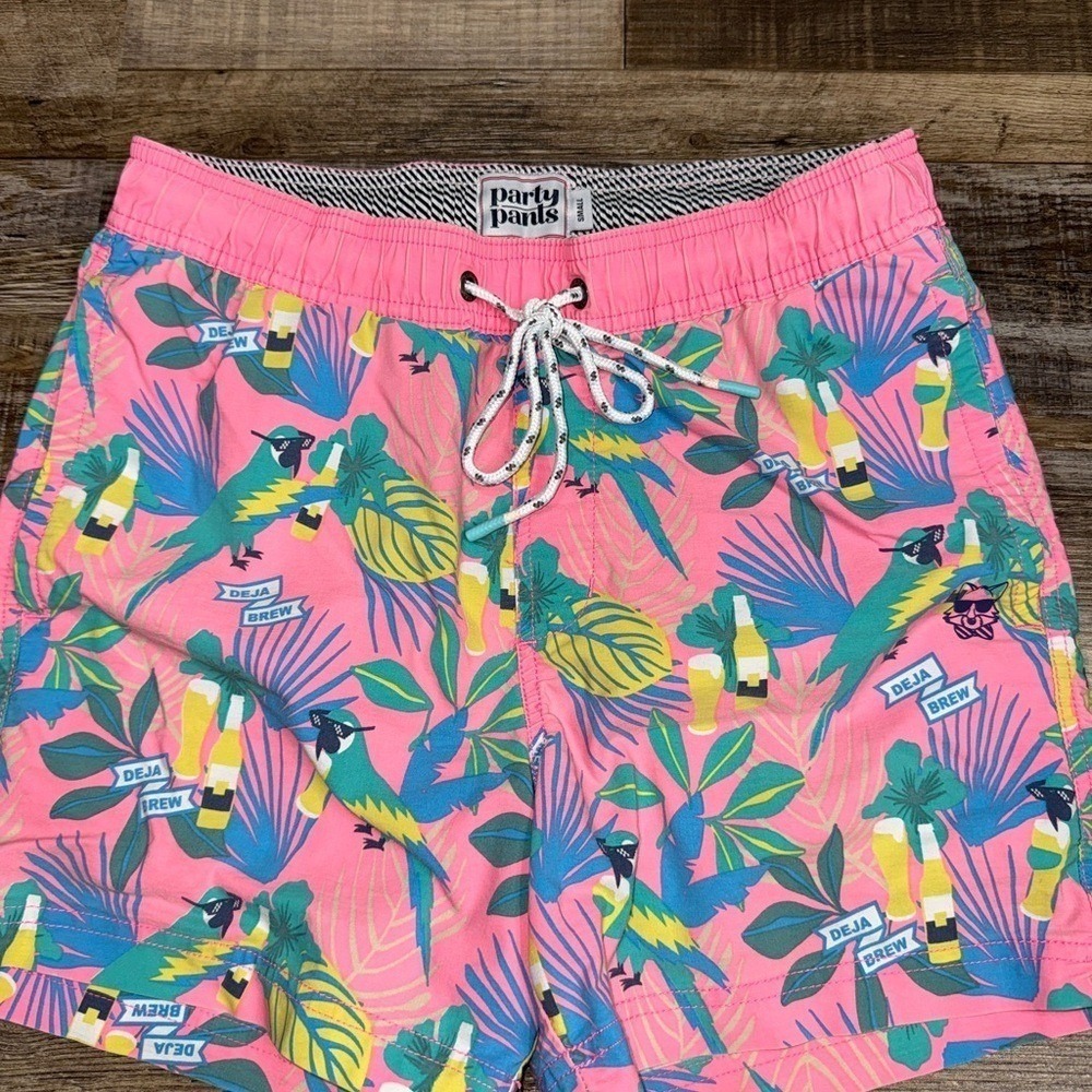 Party Pants Mens Pink Deja Brew Parrot Tropical Swim Trunks Board Shorts Small